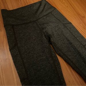 Aerie Green Yoga/Gym Leggings Women’s Size S